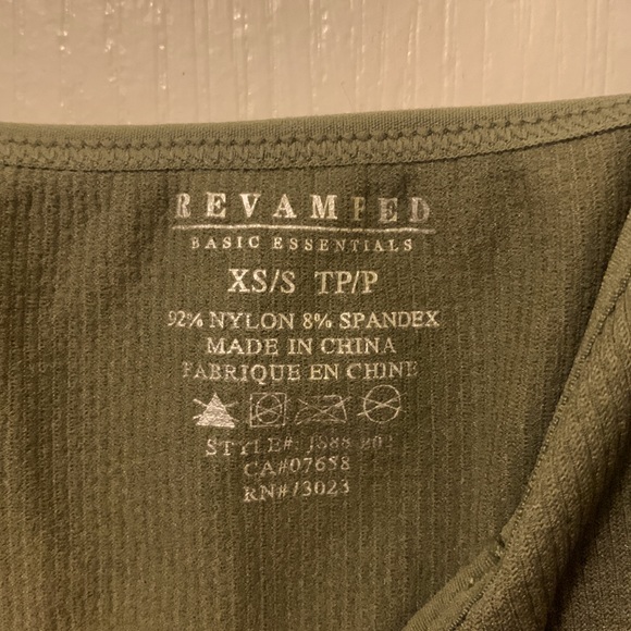 ~REVAMPED V-neck bodysuit~ - Picture 2 of 3